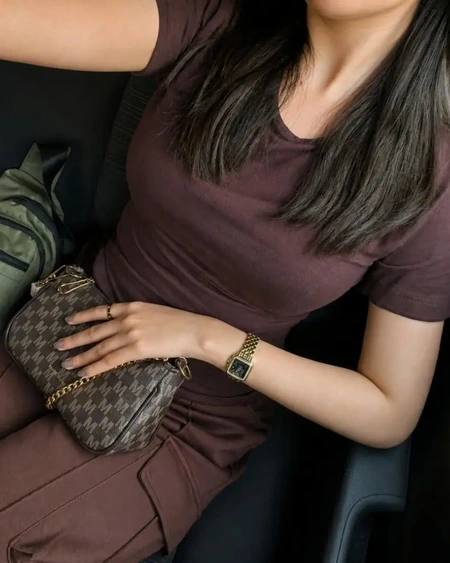Shaina - Photo 1